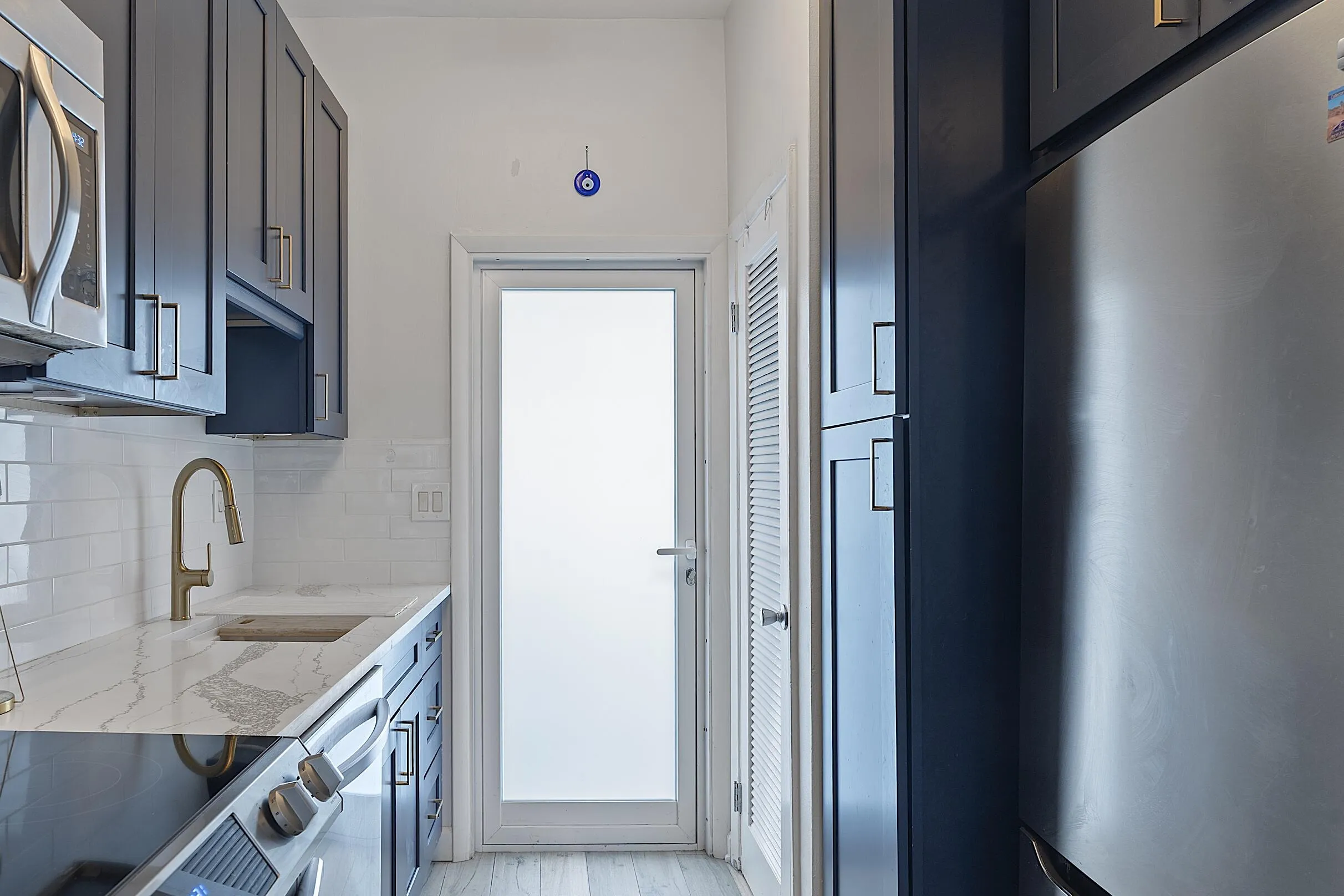 3250 NE 28th St - - 007 - Copy