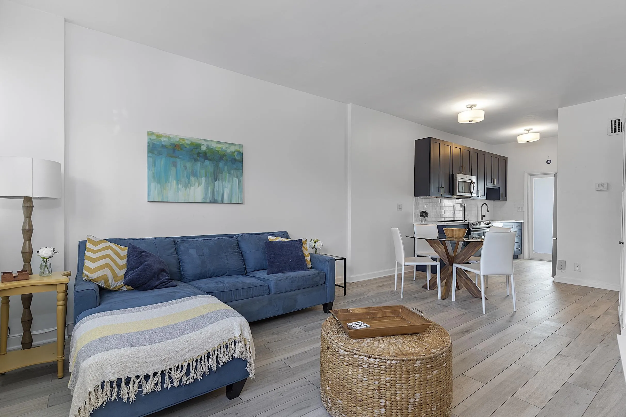 3250 NE 28th St - - 009 - Copy