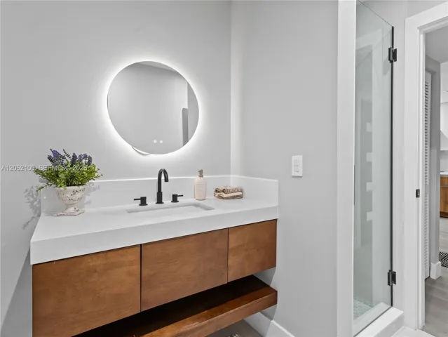 1st Floor bathroom