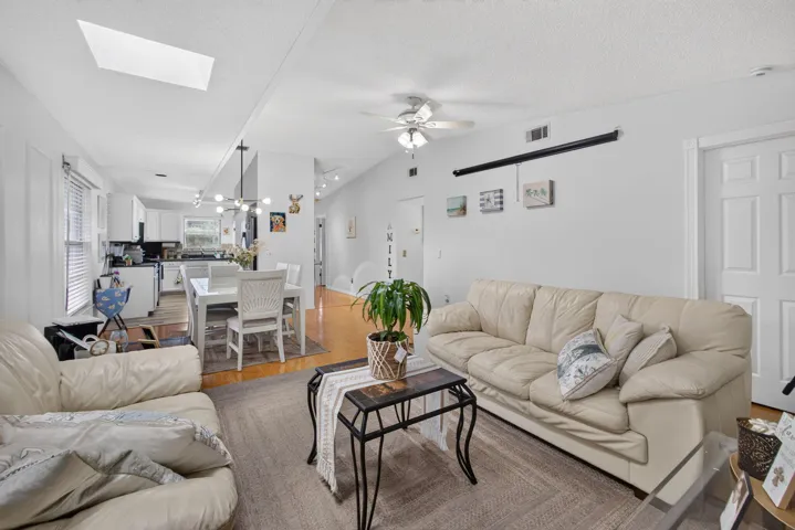 16-web-or-mls-5D1A9505