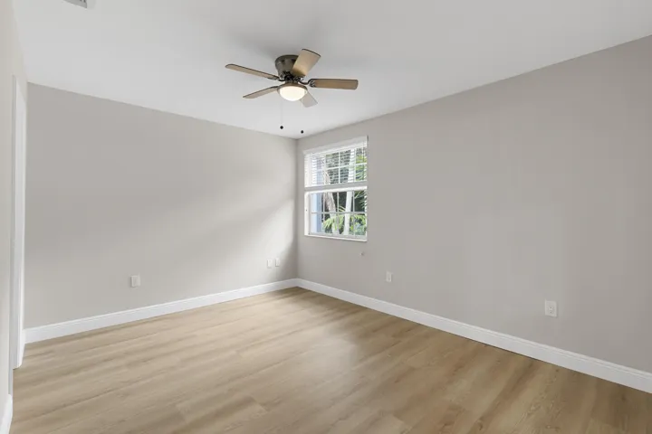 R6II3157