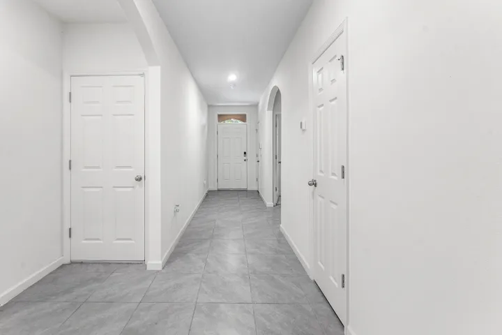 004-626SouthwestEsterAvenue-PortStLucie-