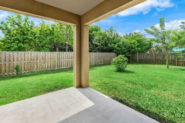024-626SouthwestEsterAvenue-PortStLucie-
