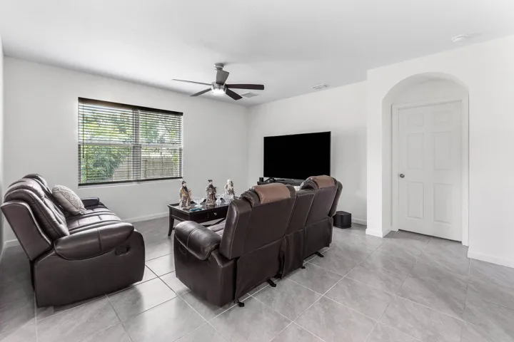 011-626SouthwestEsterAvenue-PortStLucie-