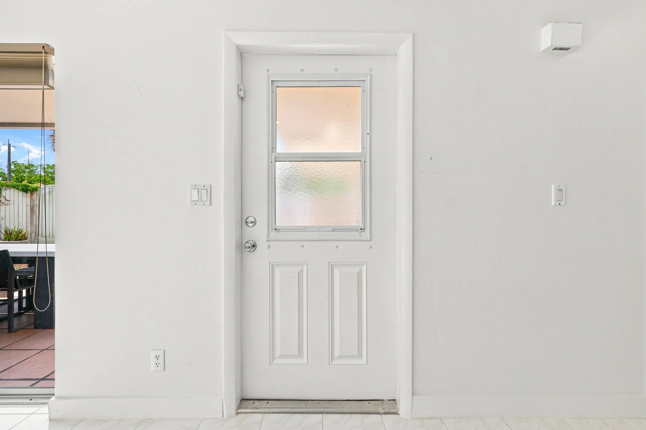 4_453a5208