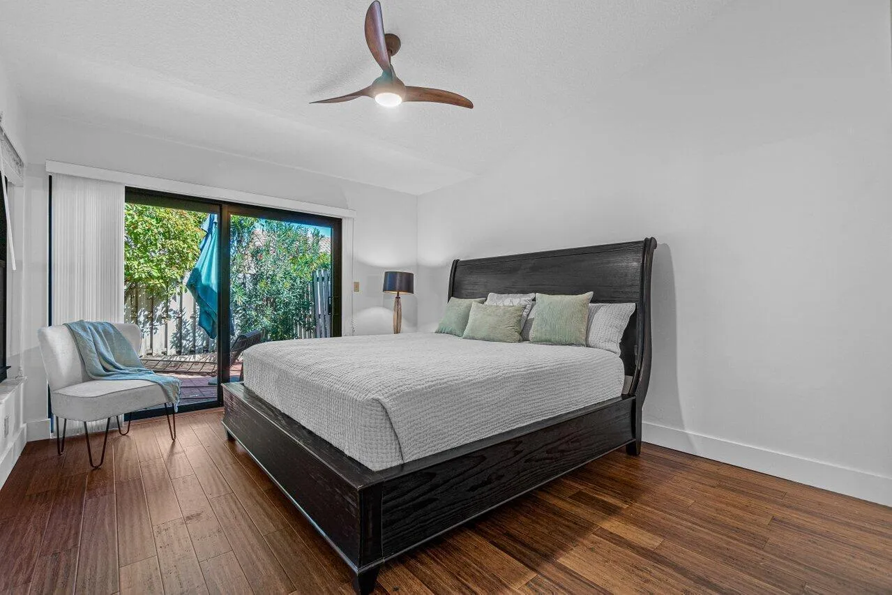 PRIMARY SUITE OVERLOOKING BACKYARD SPACE