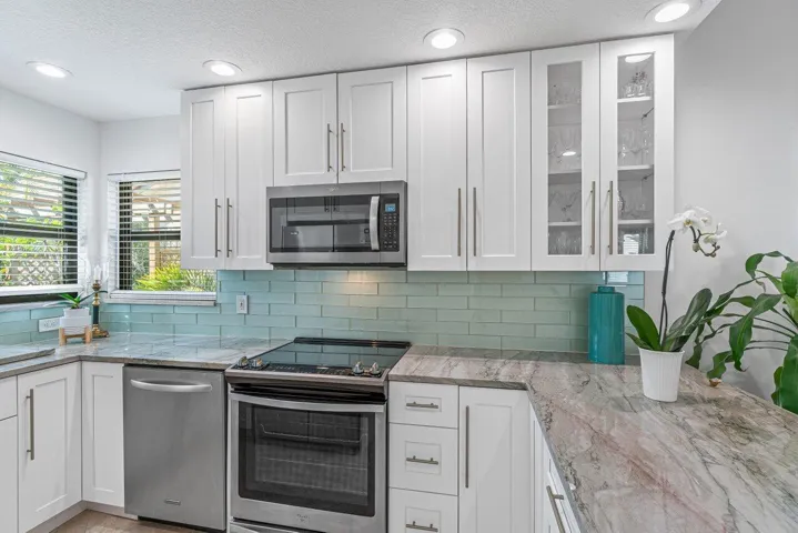 TILED BACKSPLASH