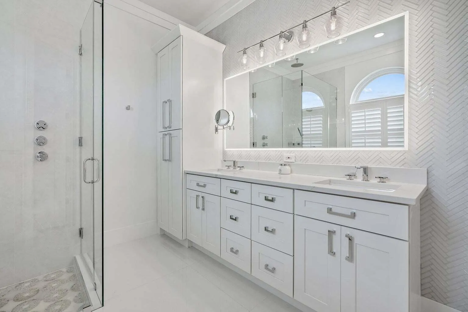 596 N Cypress master bath 2