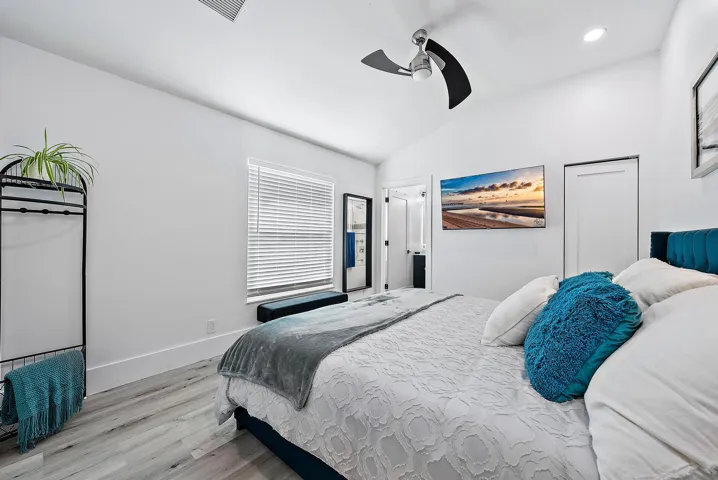 596 N Cypress Dr Interior -21