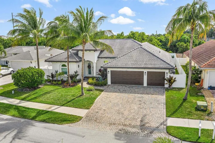 596 N Cypress front drone 1