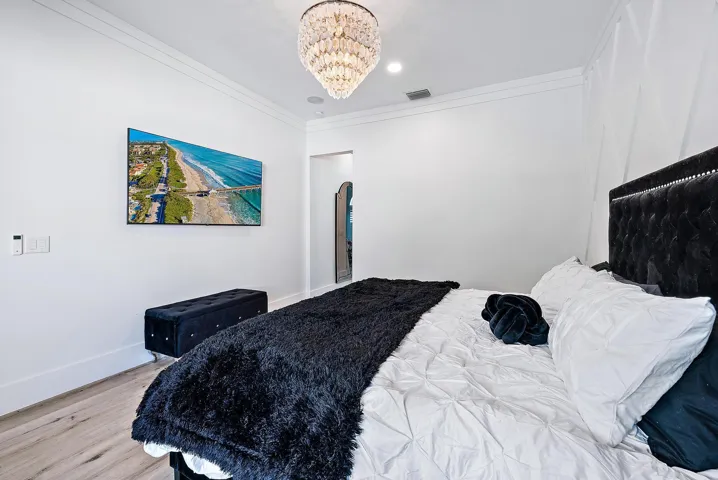 596 N Cypress Dr Interior -1