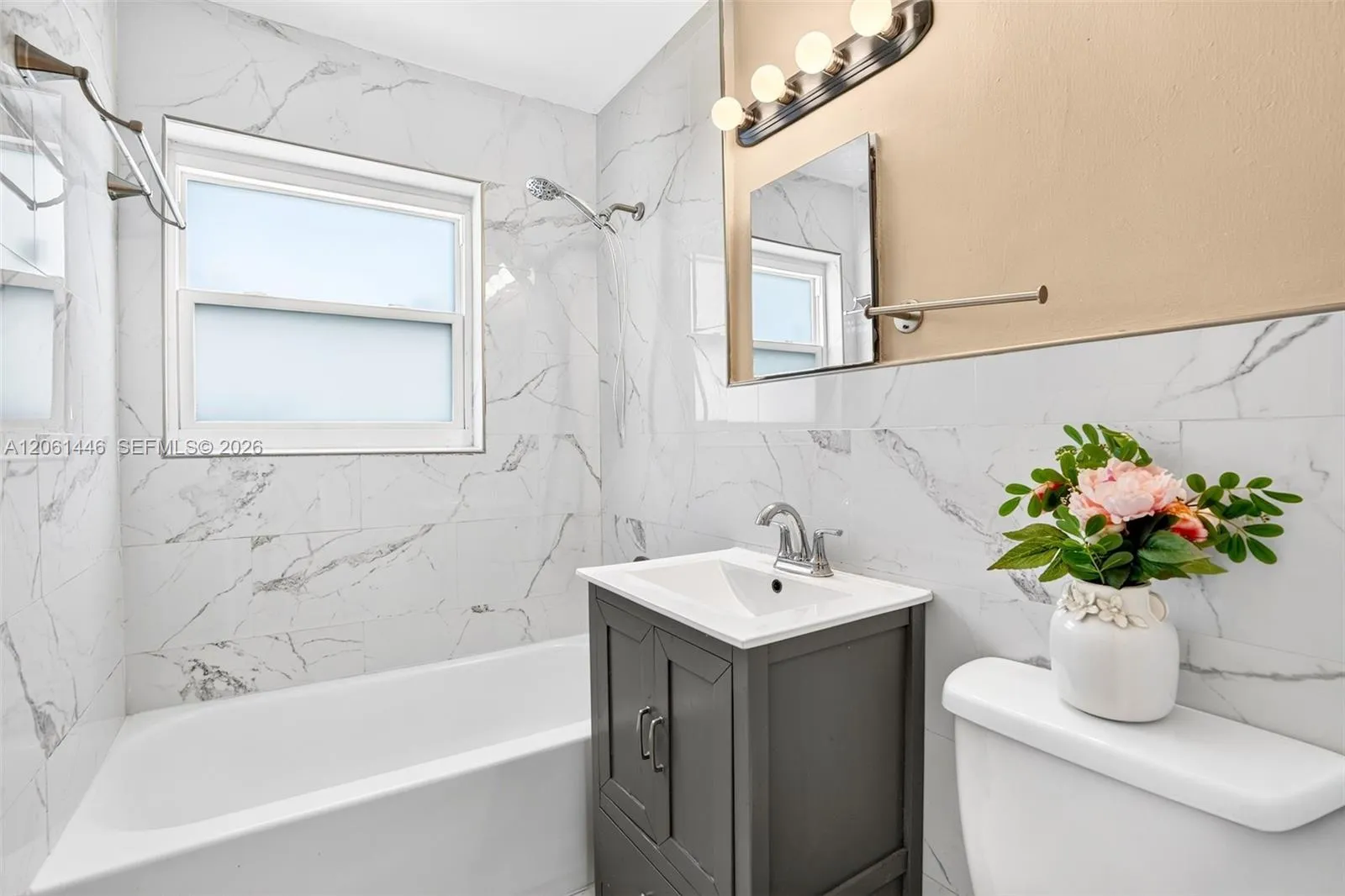 2nd Bathroom