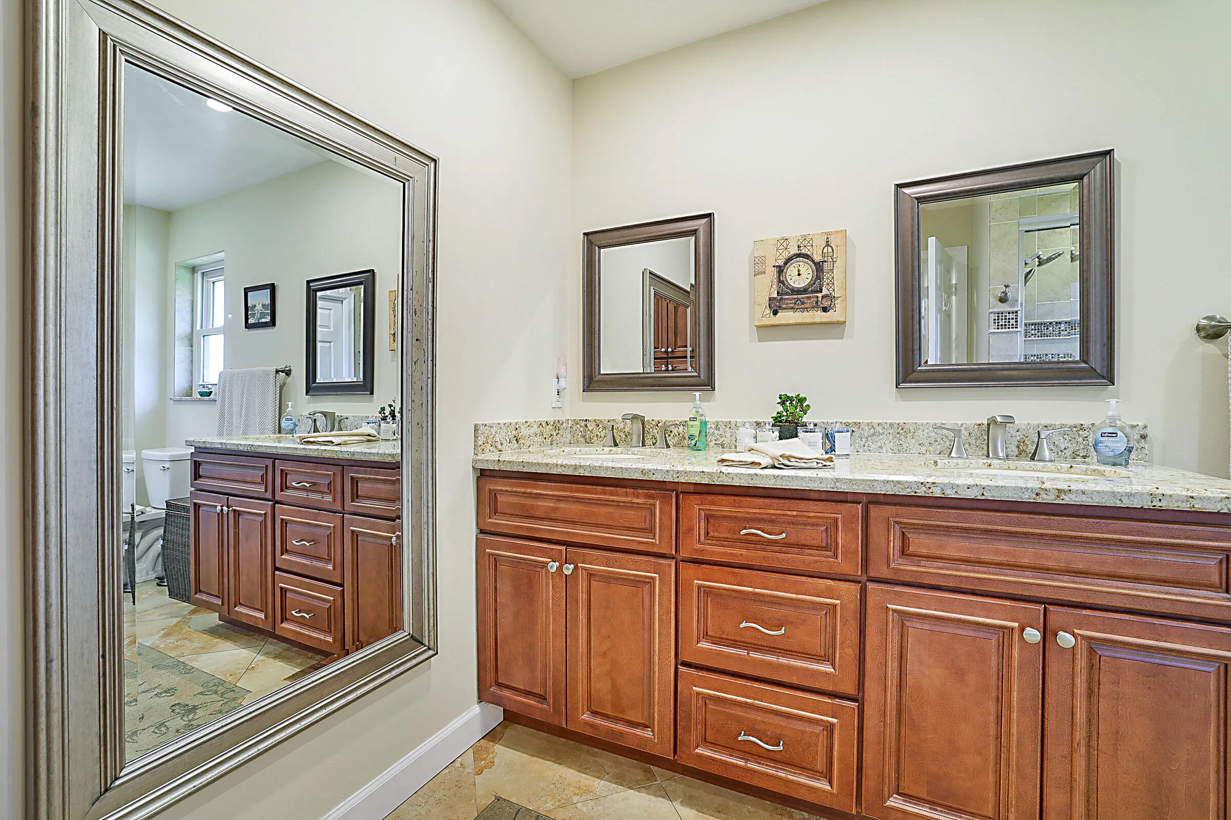 Dual sinks