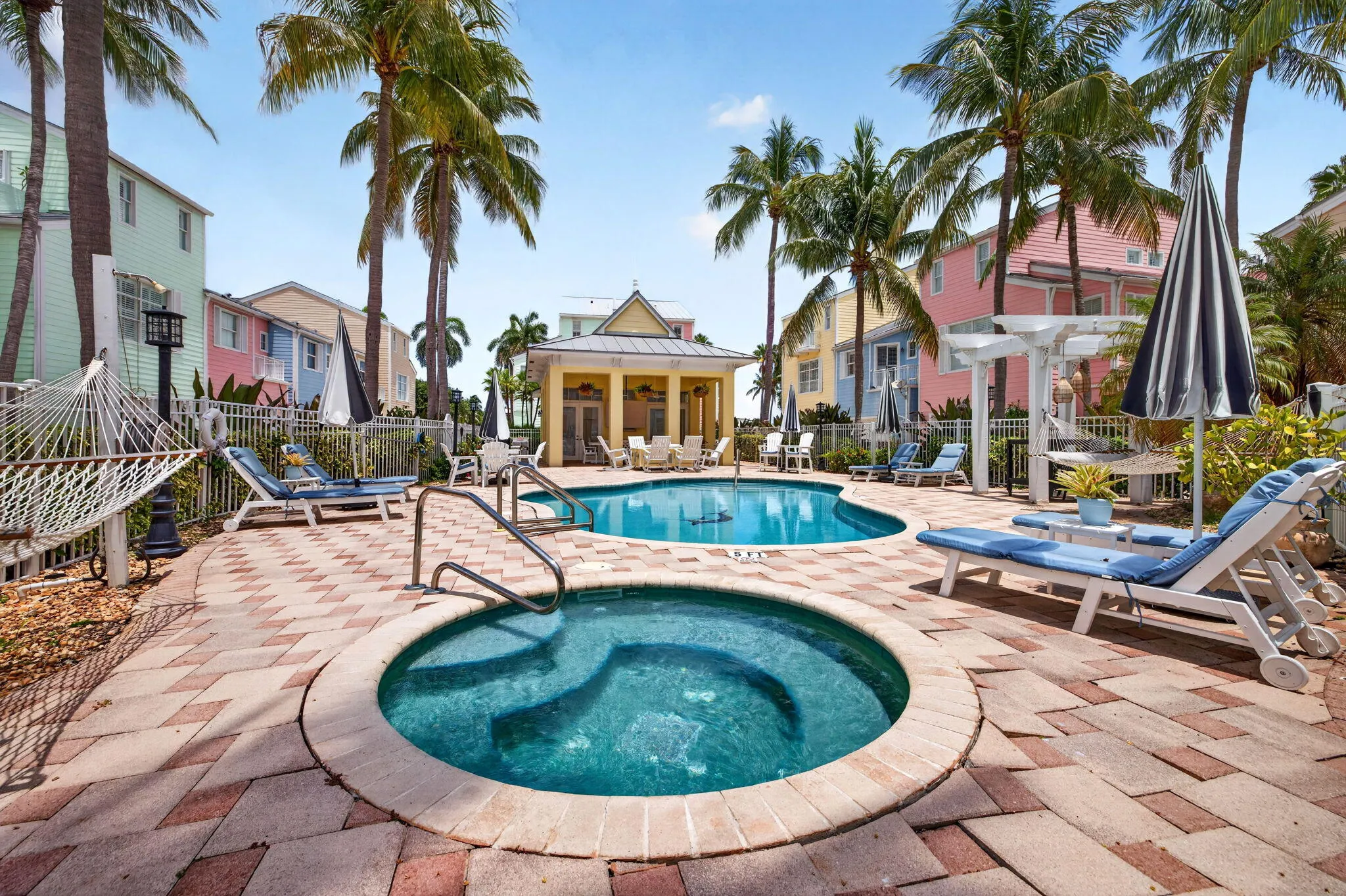 Community Pool/Spa/Clubhouse