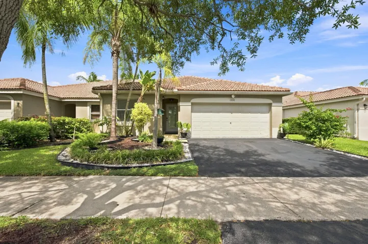 1590 Orion Lane