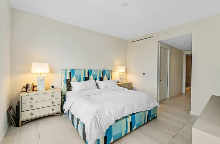 025-200SoutheastMiznerBoulevard-810-Boca