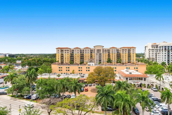 016-200SoutheastMiznerBoulevard-810-Boca