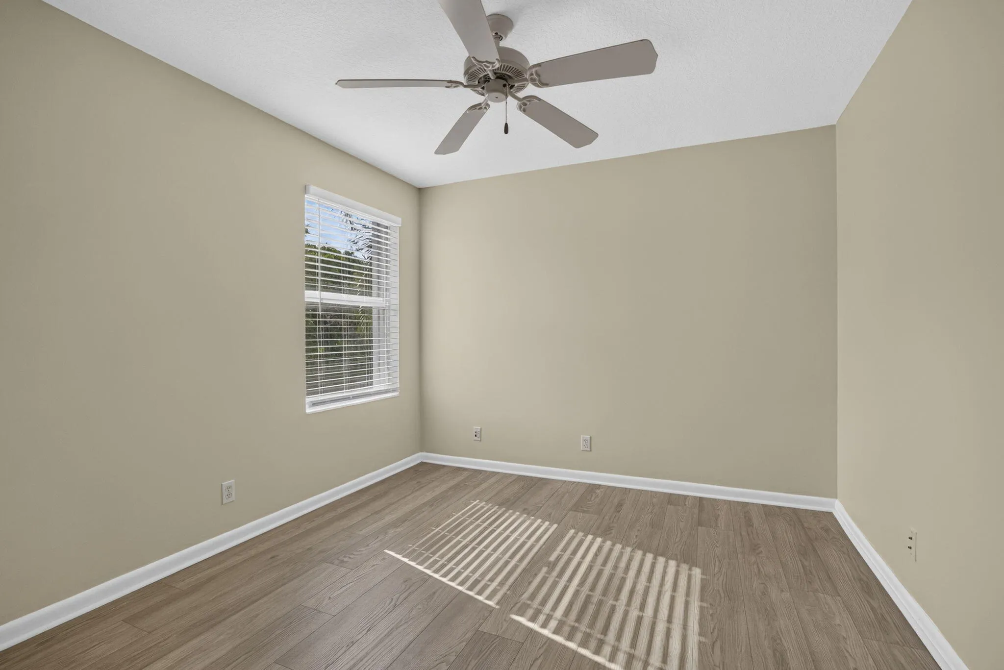 26-web-or-mls-BS1A5601