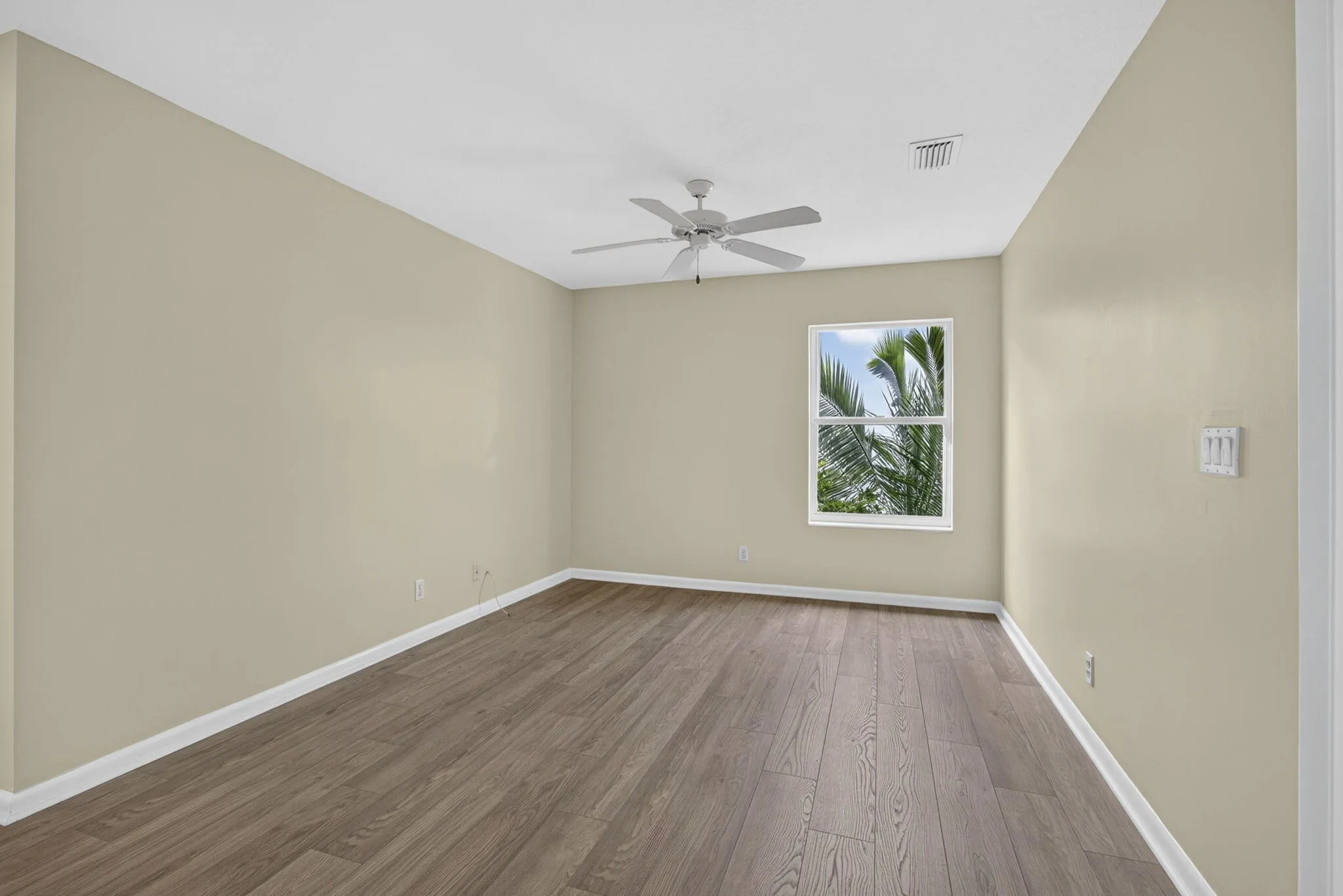 21-web-or-mls-BS1A5575