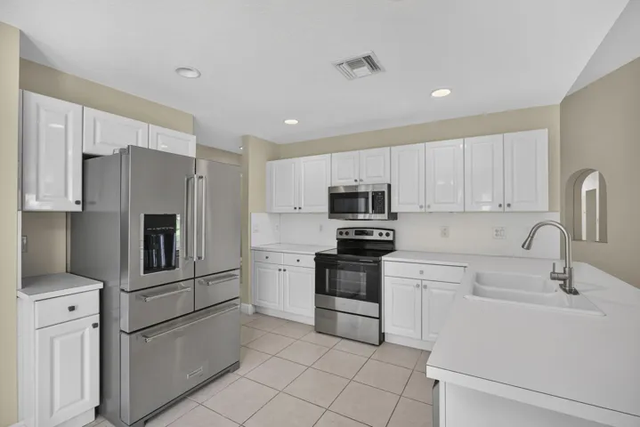 32-web-or-mls-BS1A5630
