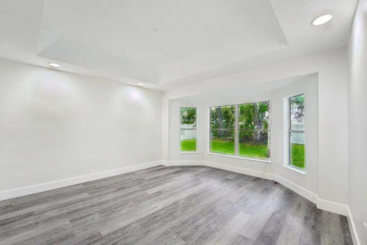 36-web-or-mls-Emerson Dr-S1307-018