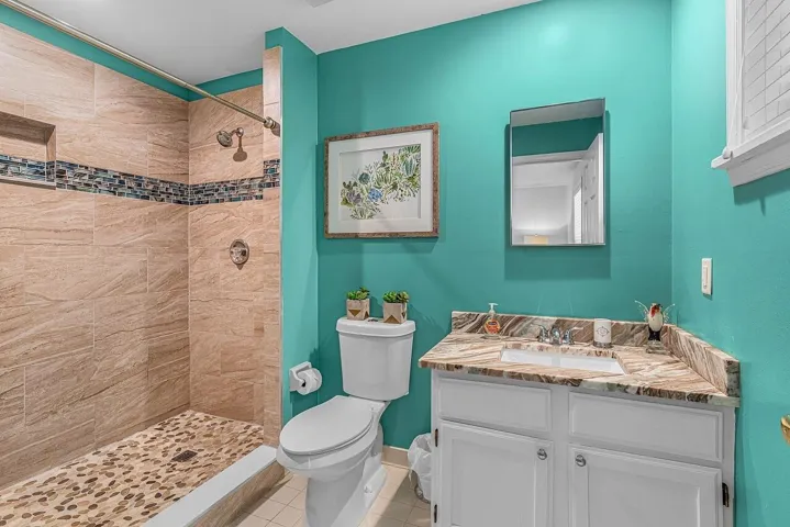 GUEST BATH