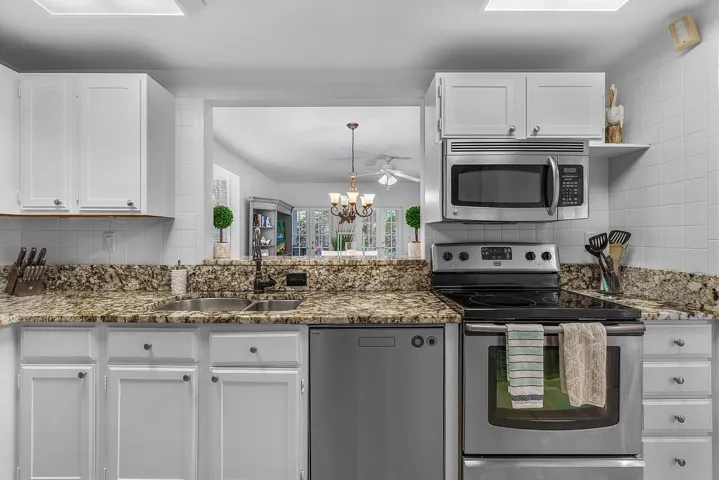 GRANIT KITCHEN