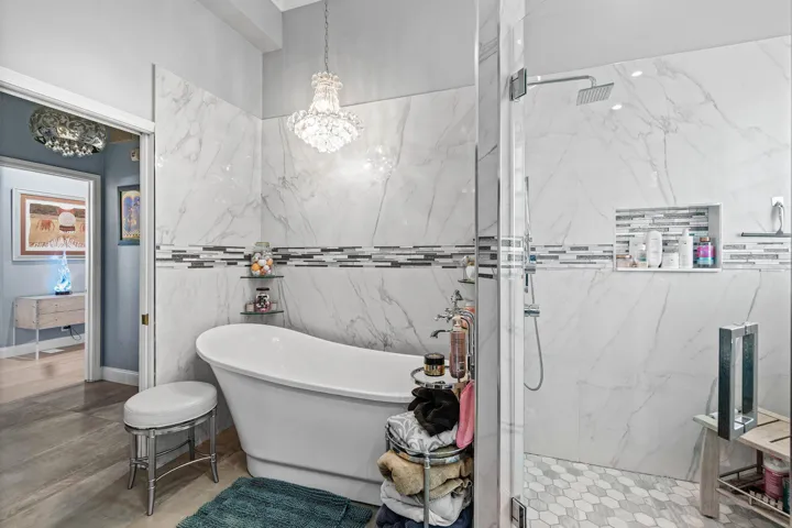 028-7060VivaldiLane-DelrayBeach-FL-33446