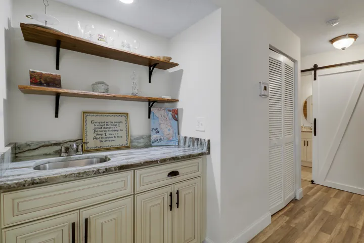 Wet Bar