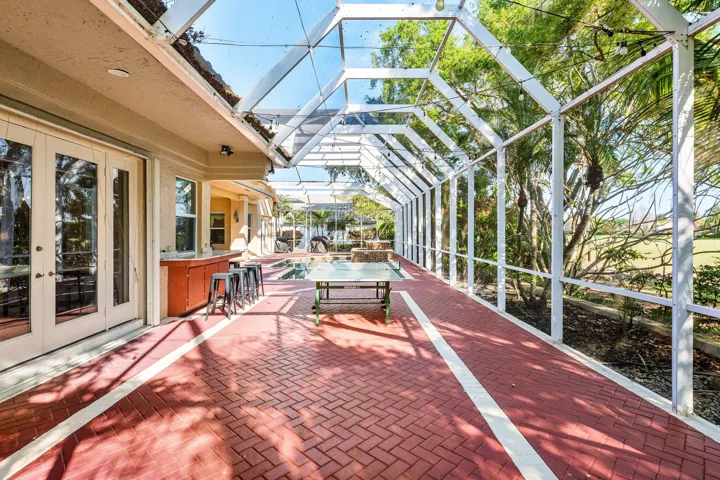 042-1845EagleTraceBoulevard-CoralSprings