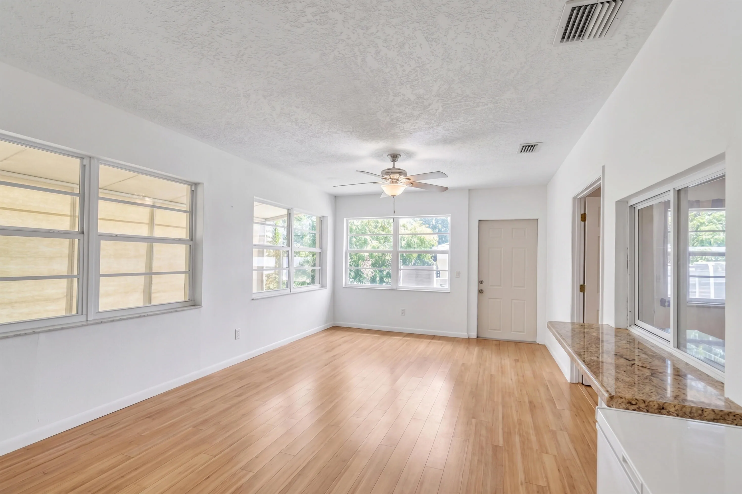 15-print-4159NW52nd-14-Removed