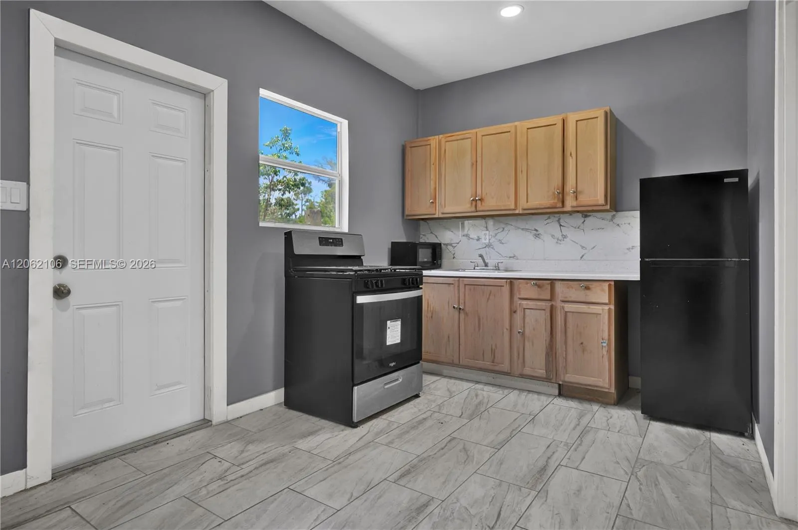 Property photo 112