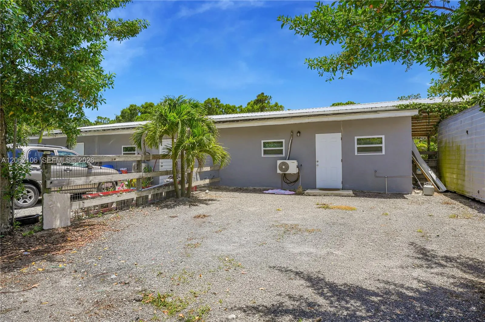 Property photo 111