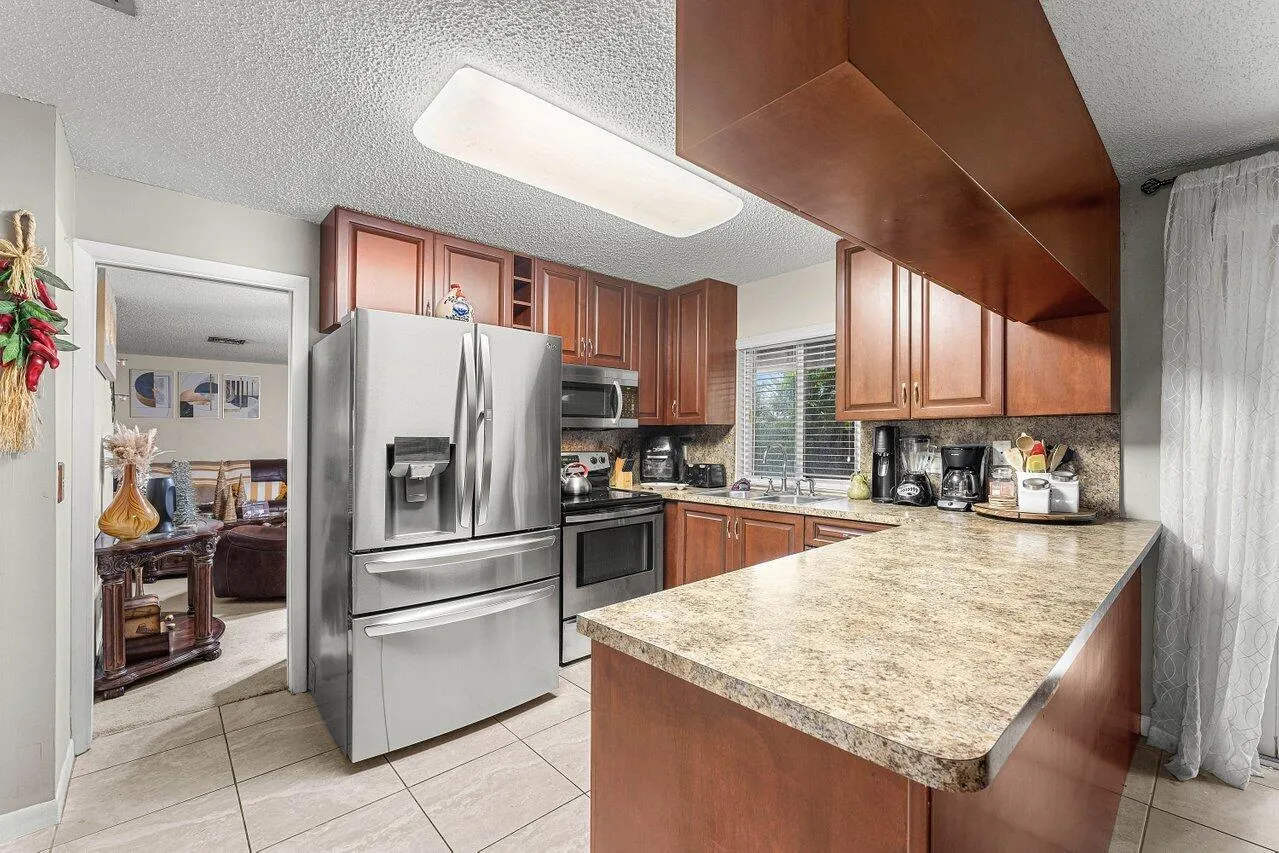 011-11260Northwest41stStreet-CoralSpring