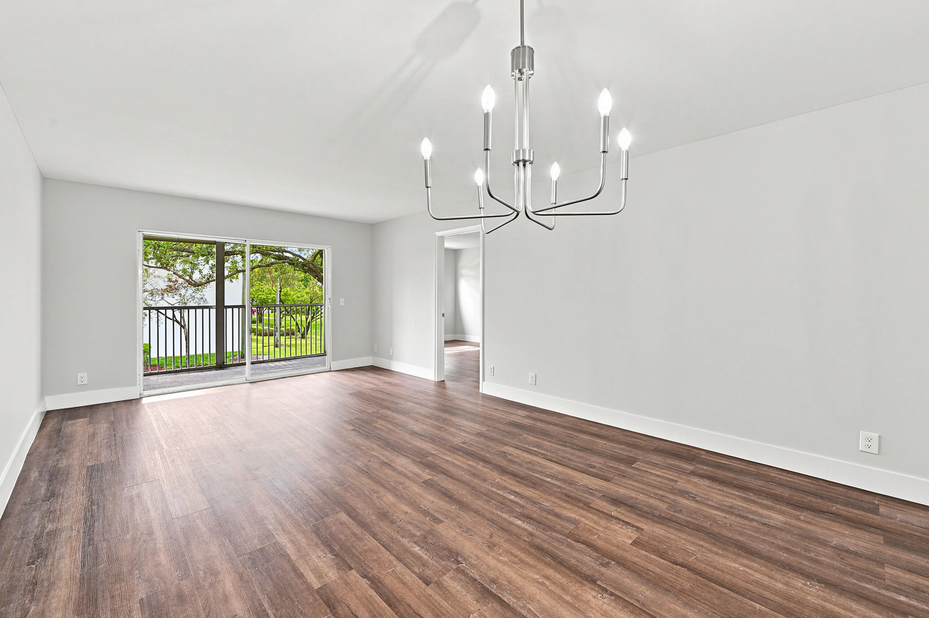 Dining & Living Room, Screened Balcony