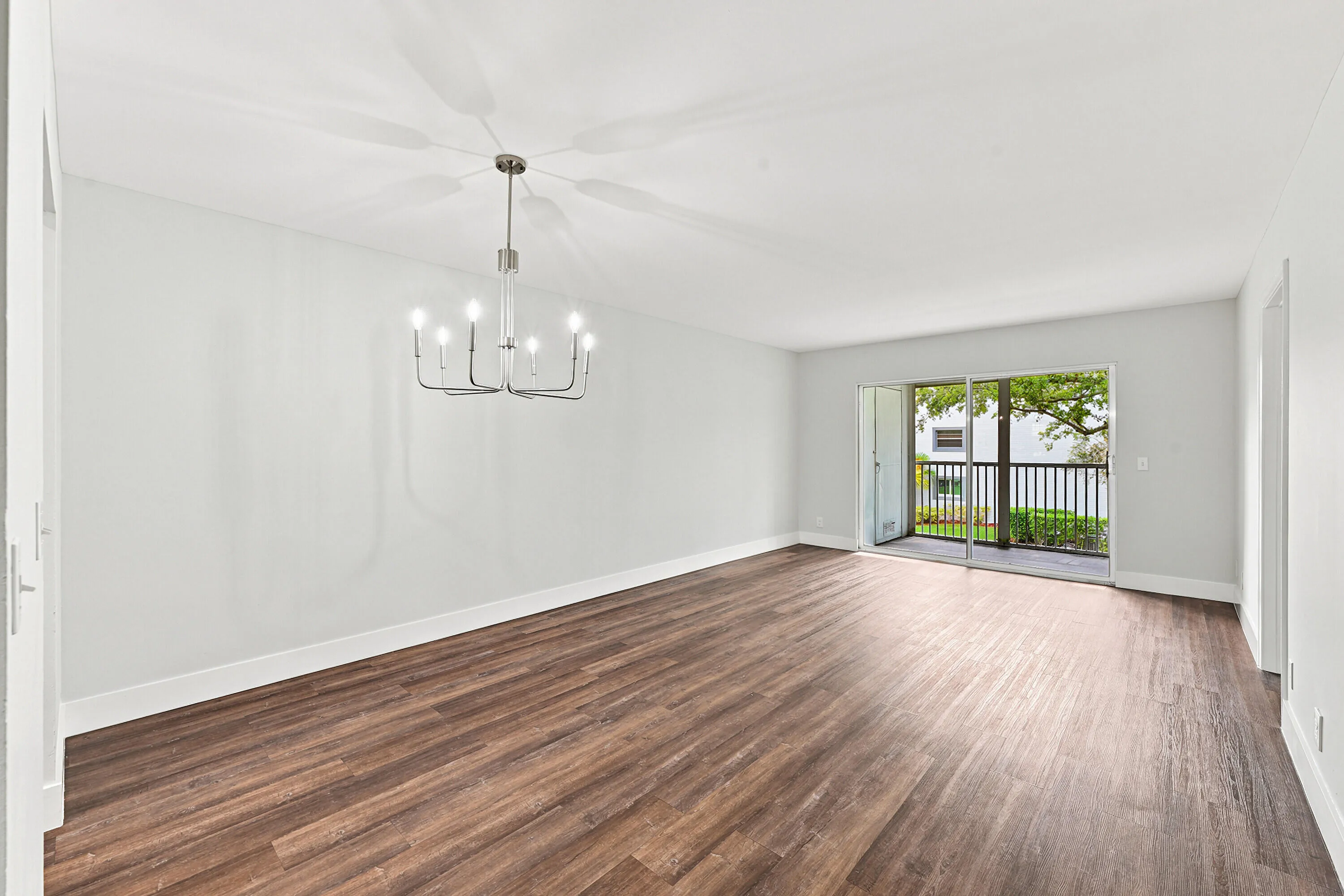 Dining & Living Room, Screened Balcony