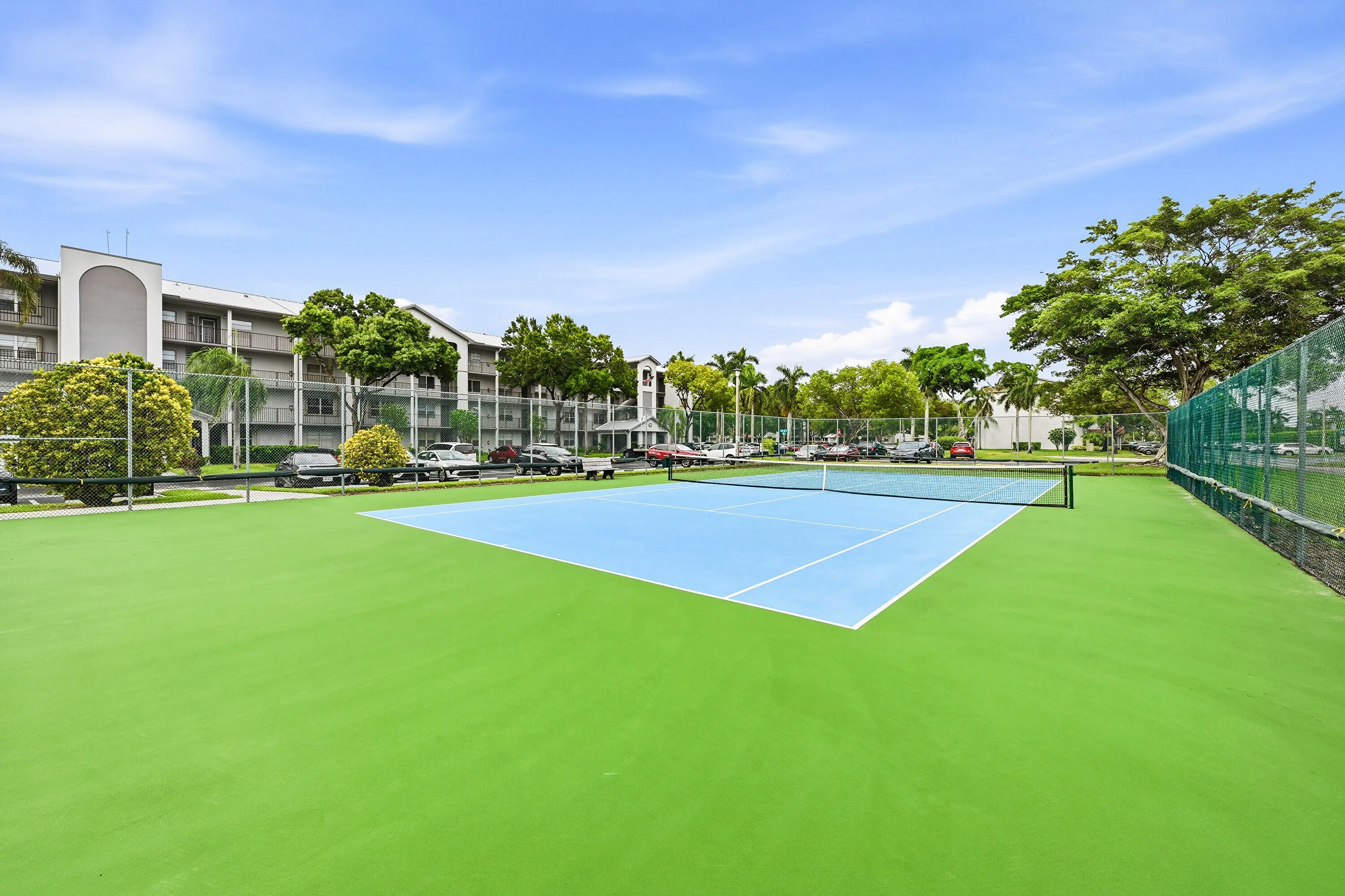 Tennis & Pickleball Courts