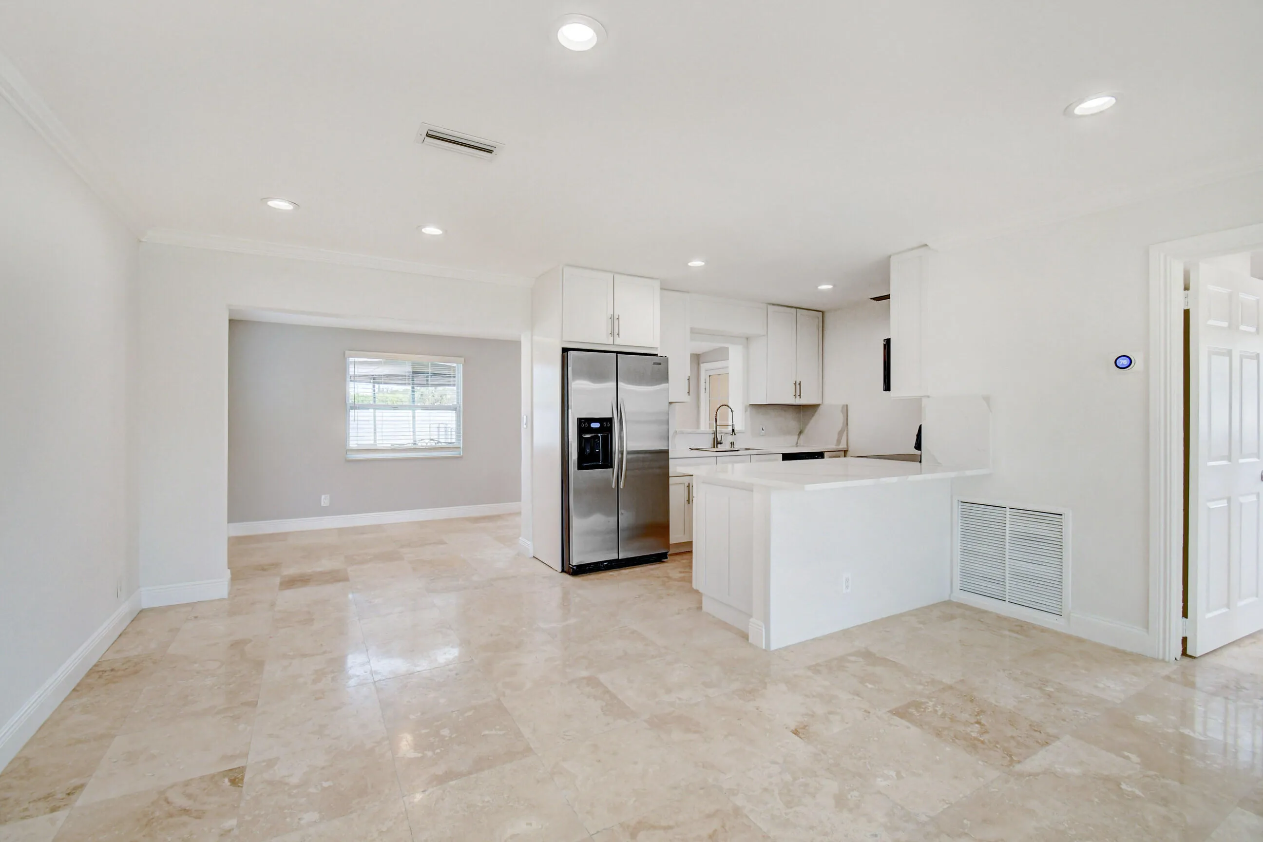 Kitchen/Dining