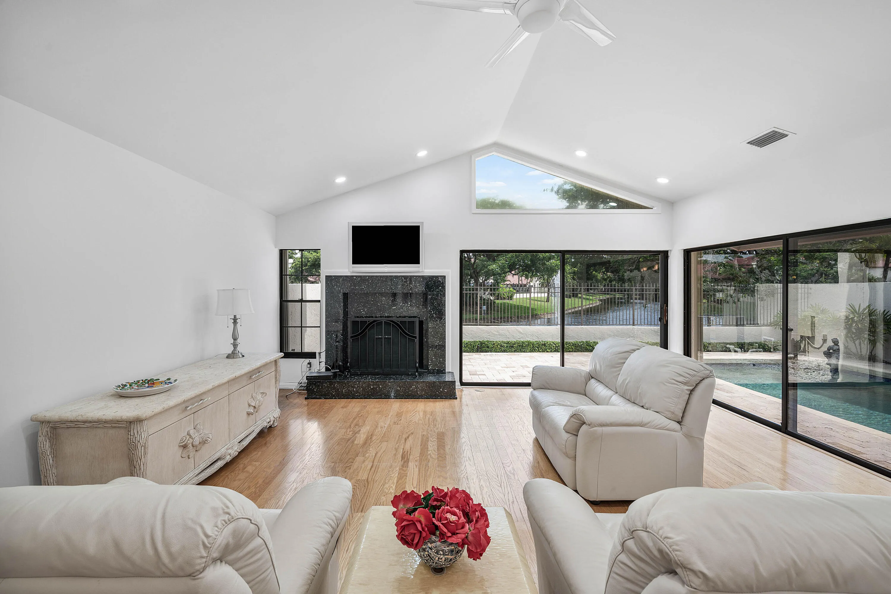 SMOOTH CEILINGS THROUGHOUT