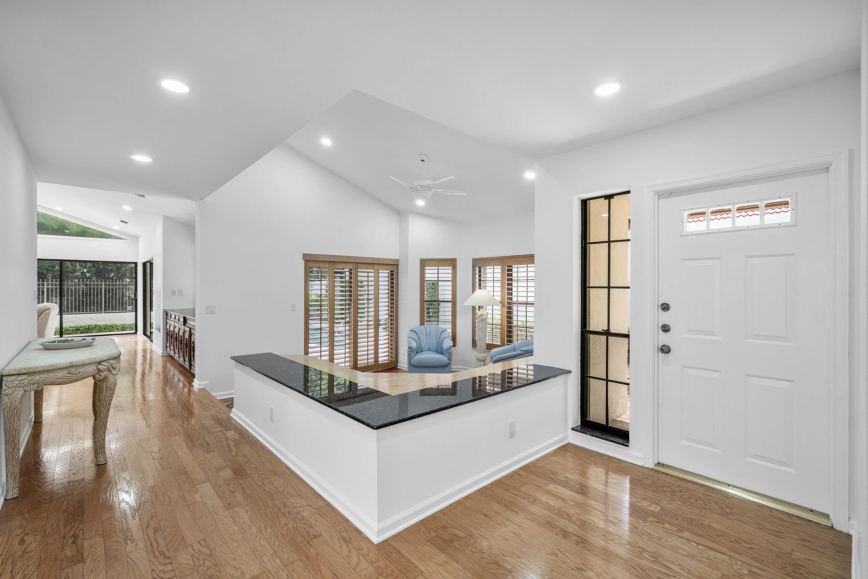 FORMAL ENTRY HALL