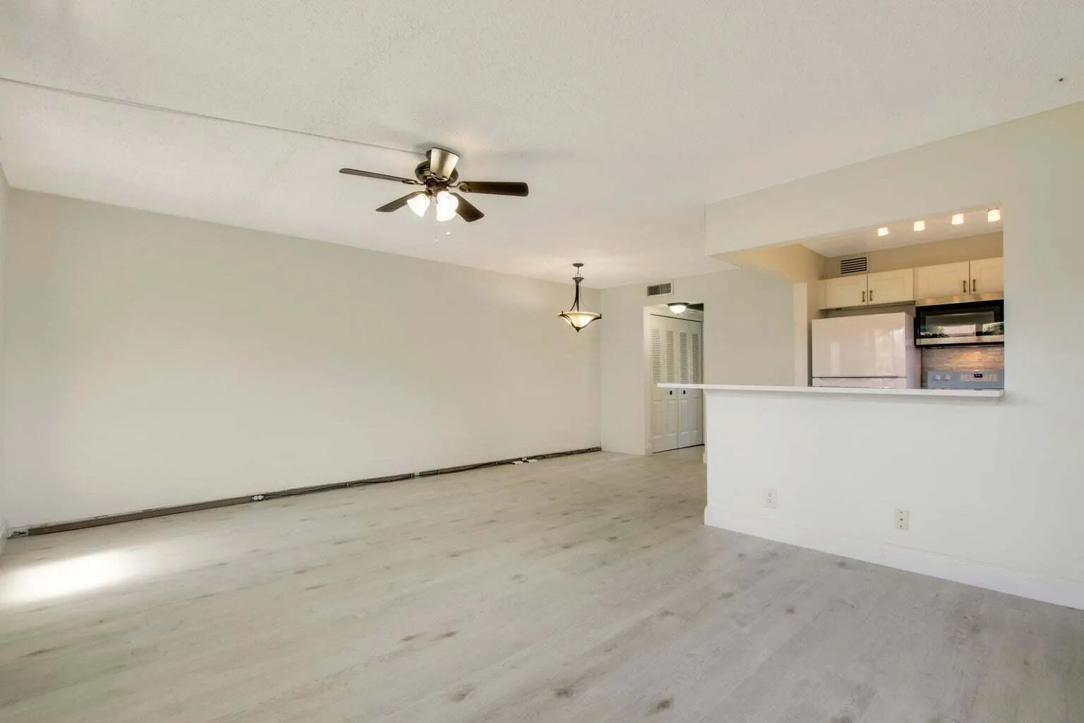 Living room 2
