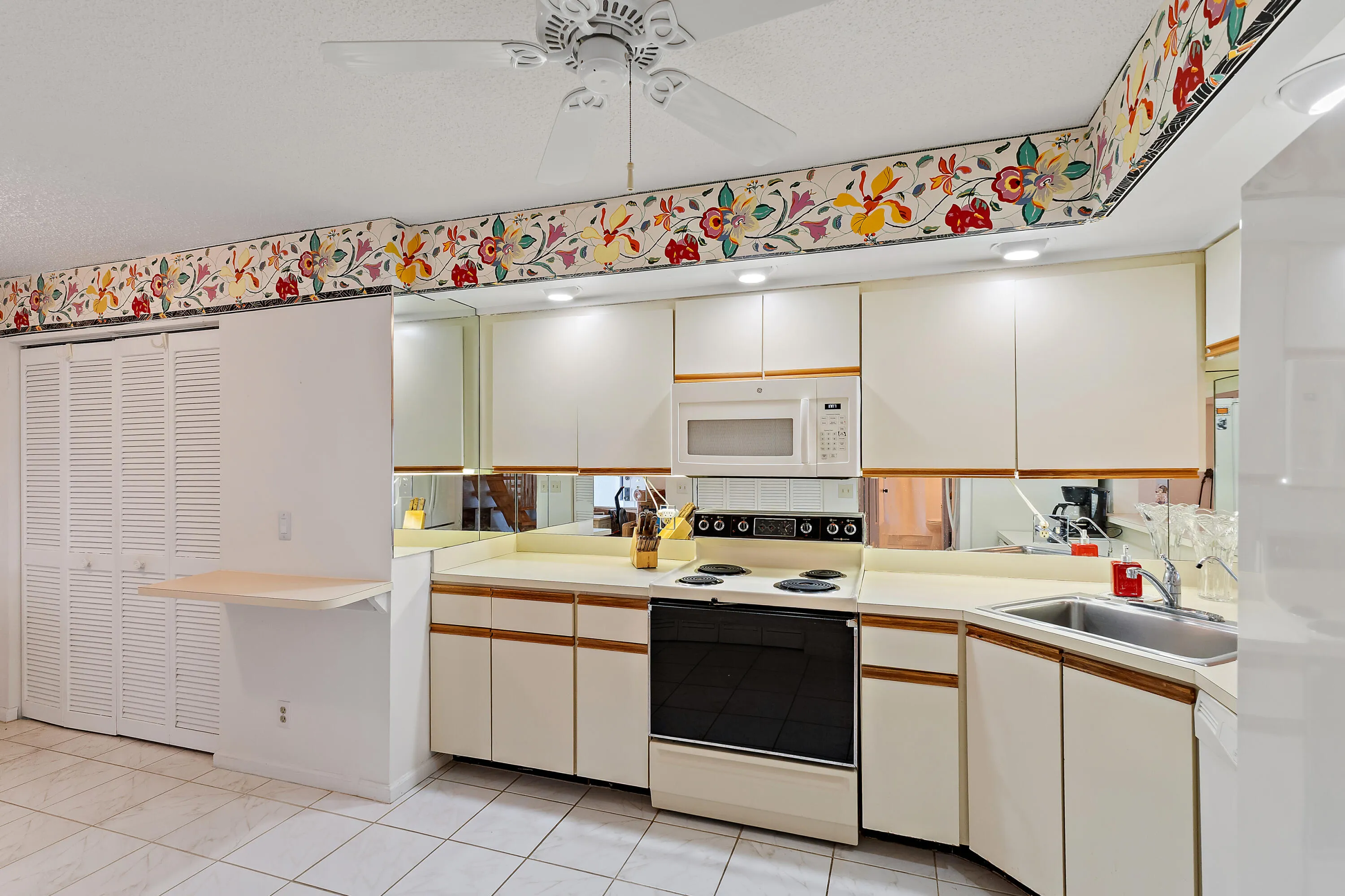 Eat in Kitchen