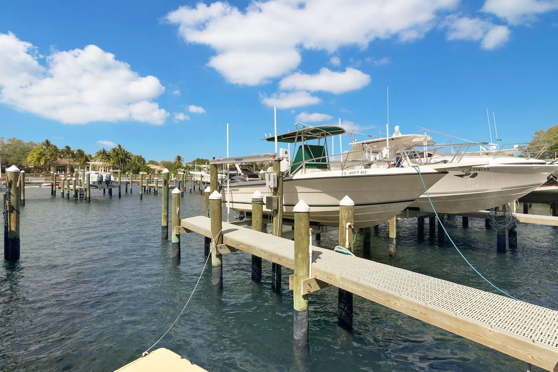 077-542BayColonyDrN-JunoBeach-FULL