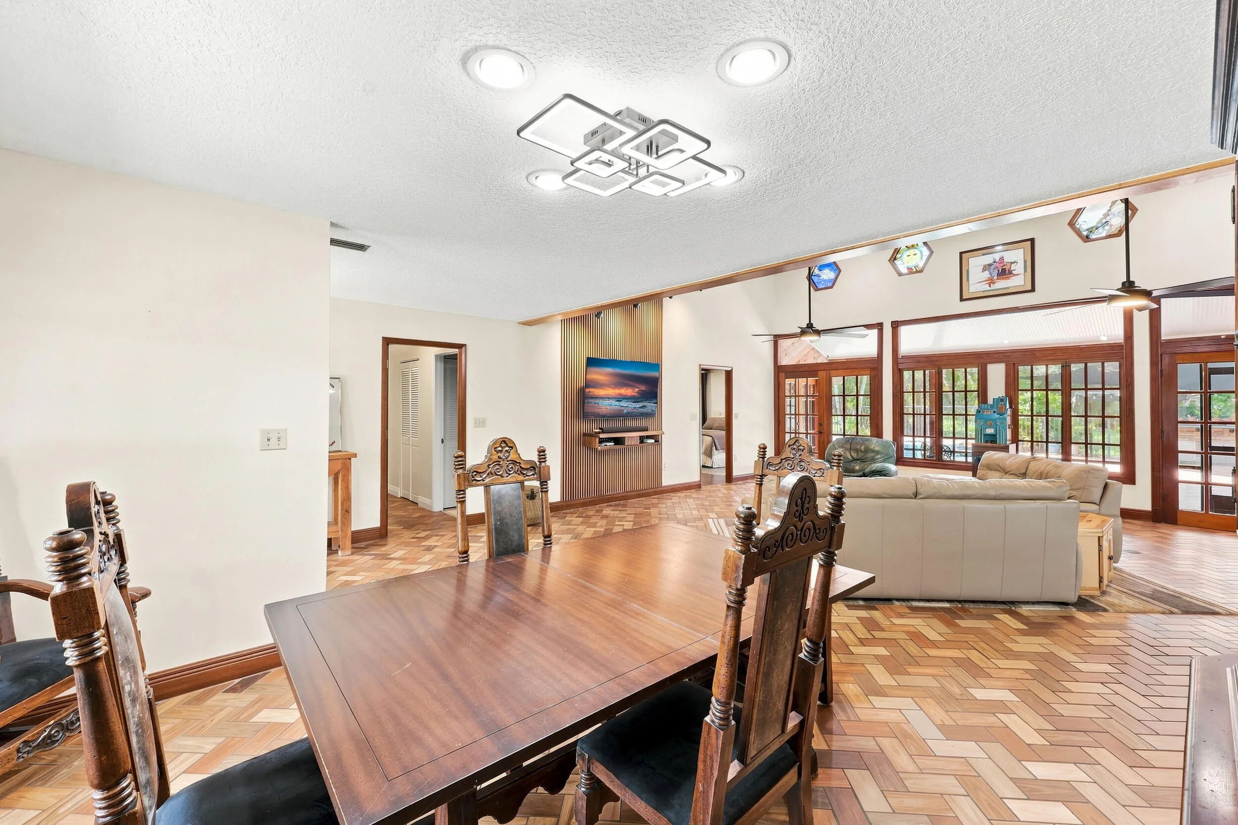 Property photo 77