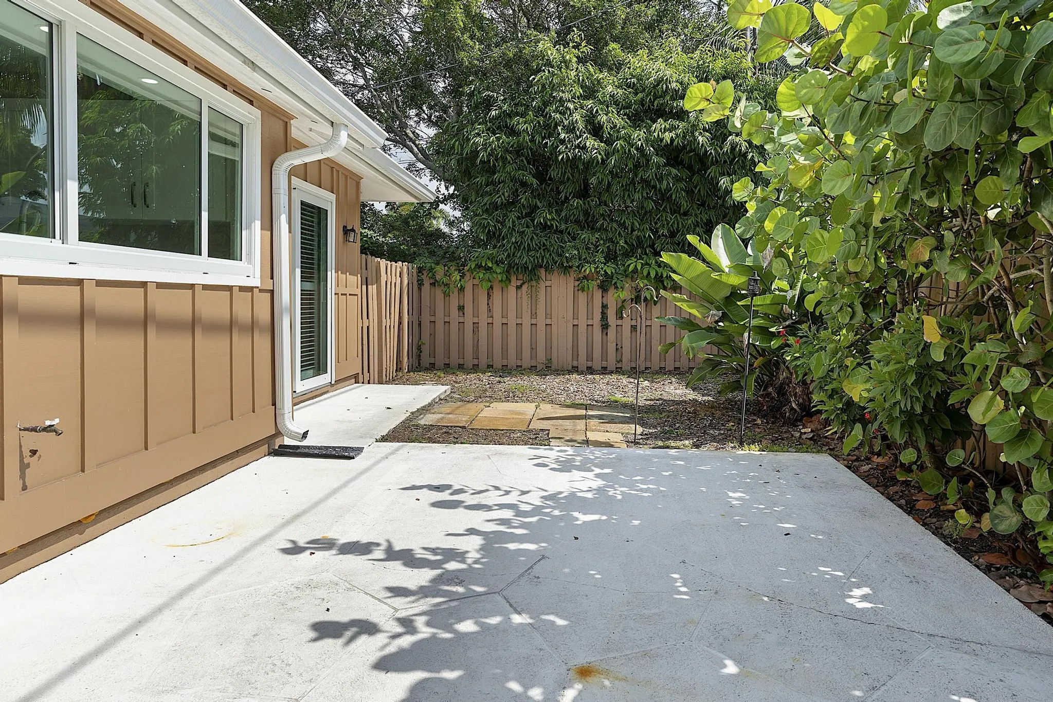 119 W Norfolk Rd, Jupiter, FL 33469 - -