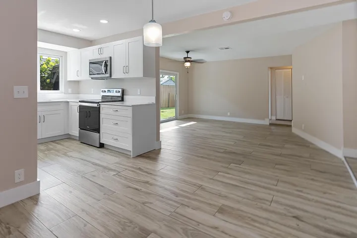 119 W Norfolk Rd, Jupiter, FL 33469 - -