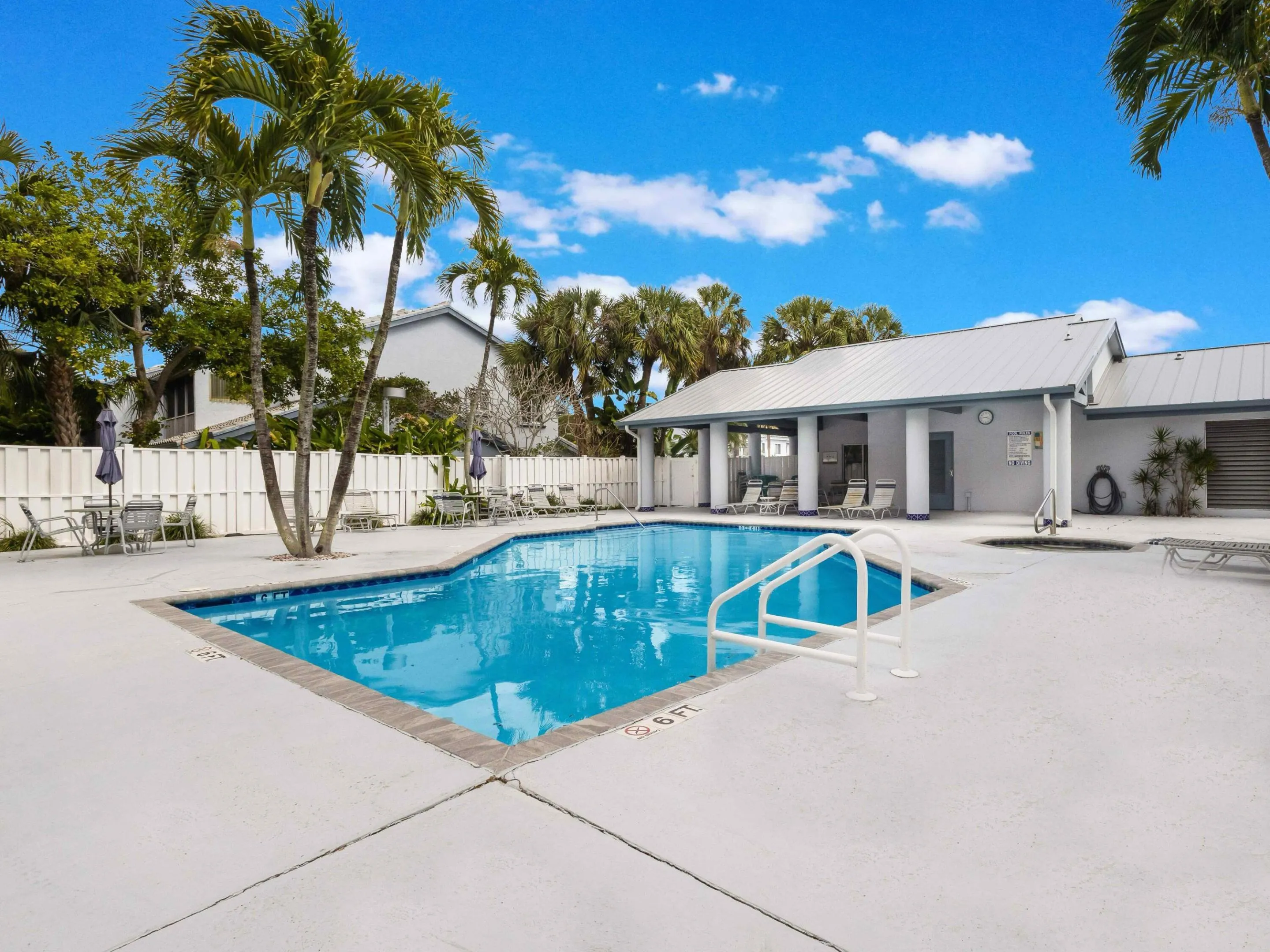 Clubhouse Pool 1