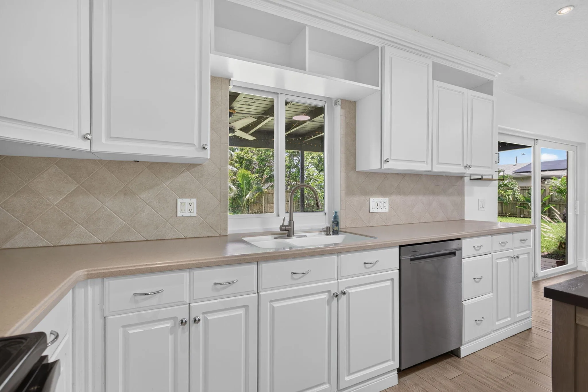 26-web-or-mls-6410-4007