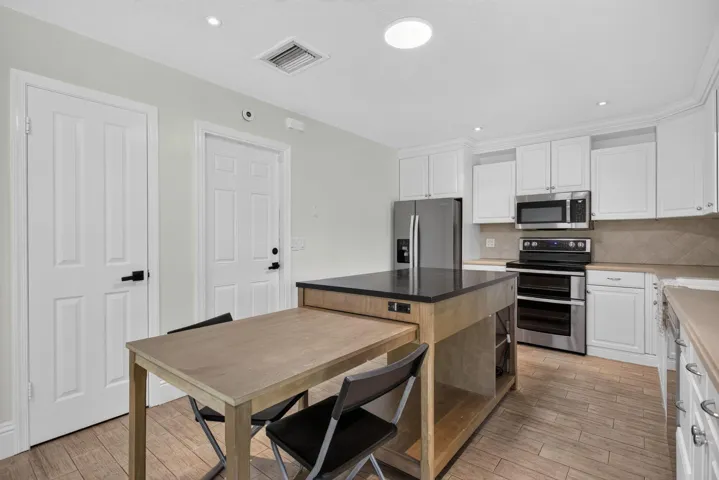 22-web-or-mls-6410-3982