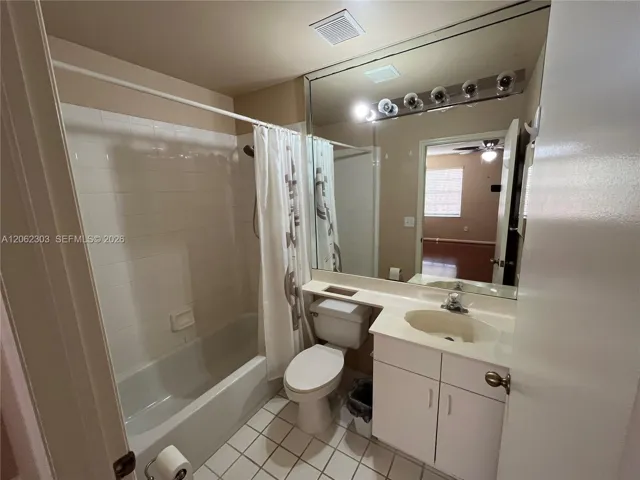 2nd. Floor Master Bathroom